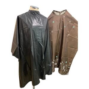 Lot of 2 Hair Styling Capes Cricket Shimmer Andre All Purpose